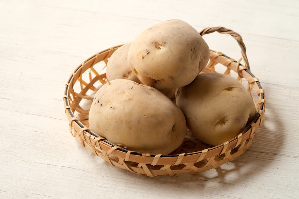 มันฝรั่งงอก มีจุดดำหรือกลวงตรงกลาง กินได้ไหม?แชร์ 3 วิธีเก็บรักษามันฝรั่งให้อยู่ได้นาน ปลอดภัย และยังอร่อย